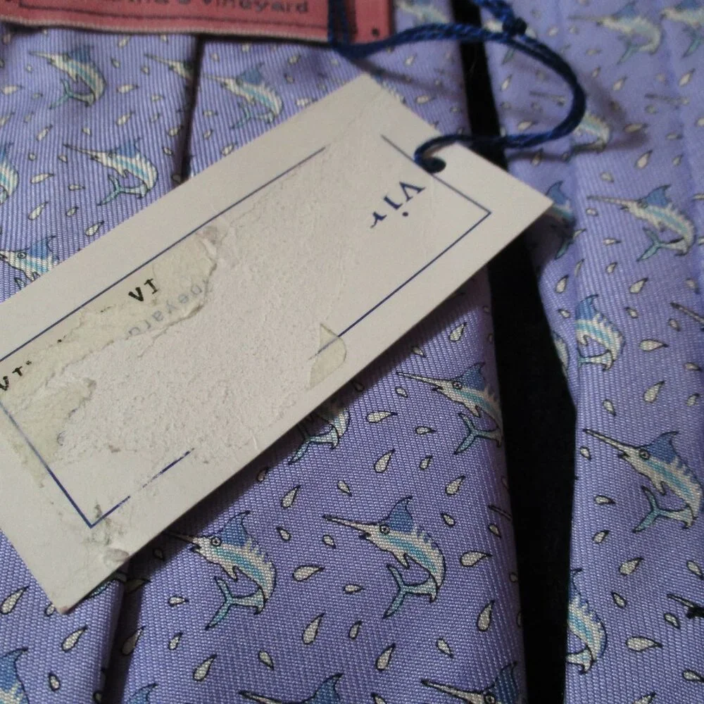 Mens Vinyard Vines Swordfish Necktie NWT - Picture 4 of 4